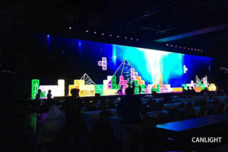舞台T台走秀时装秀LED显示屏应用230平方米