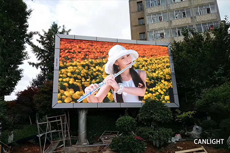 户外立柱LED屏190102