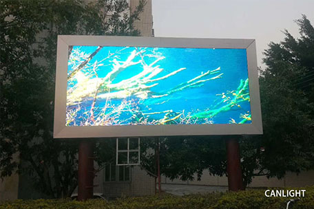 户外立柱LED屏信息发布系统-180626